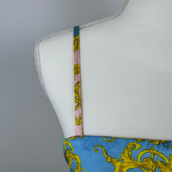 NO 1 LOS ANGELES Scarf Print Tie Back Crop Top Chic / Small - Picture 6 of 14